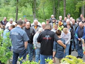Dave & Becky pig roast may 2016 043