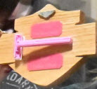 pink razor